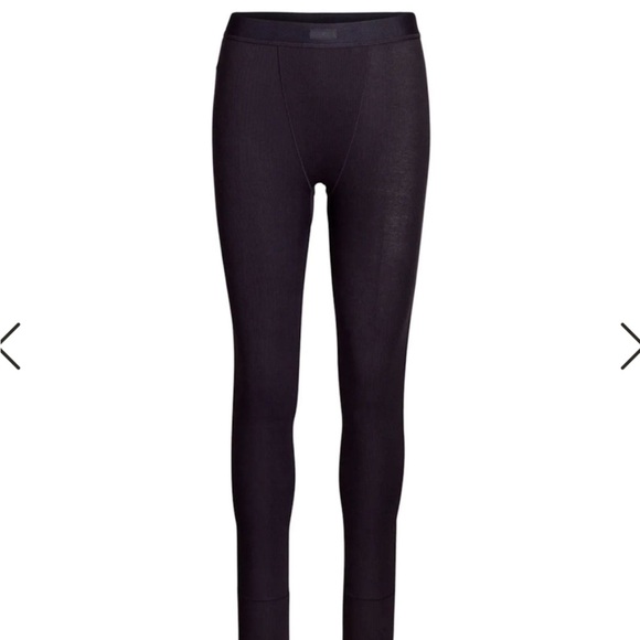 Skims ribbed leggings - Picture 2 of 9